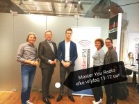 Master You radio | vier succesvolle ondernemers aan tafel bij AmsterdamFM