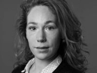 Hanne Arendzen en de waanzinnige werkelijkheid in Vijand van het Volk