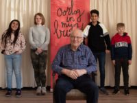 Stichting In Mijn Buurt: kids leren door verhalen van ouderen