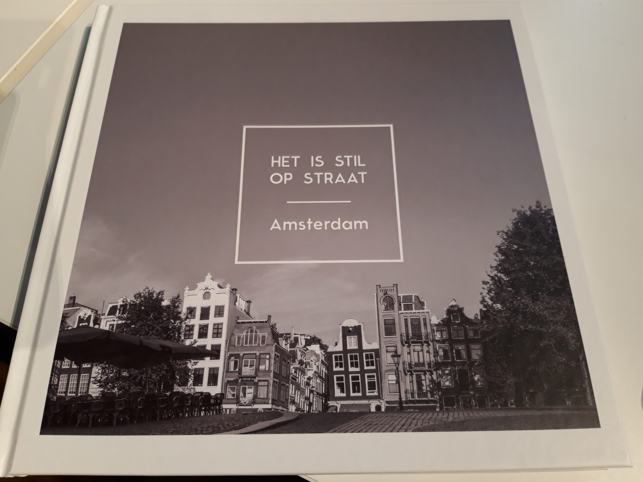 Stilte op straat op de gevoelige plaat - AmsterdamFM